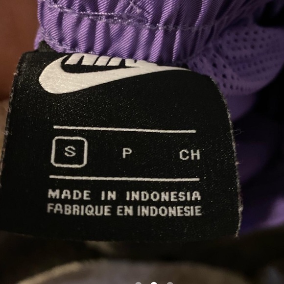 Nike shorts - Picture 3 of 3